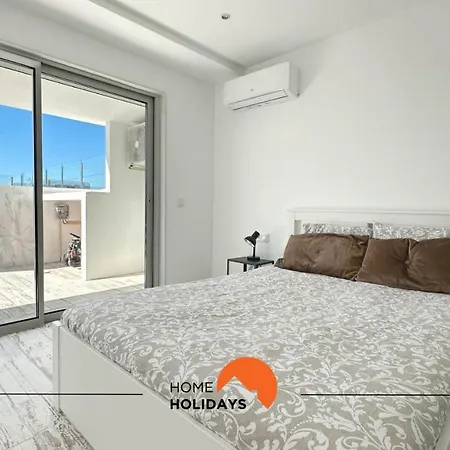 #078 Prestige By Holidays